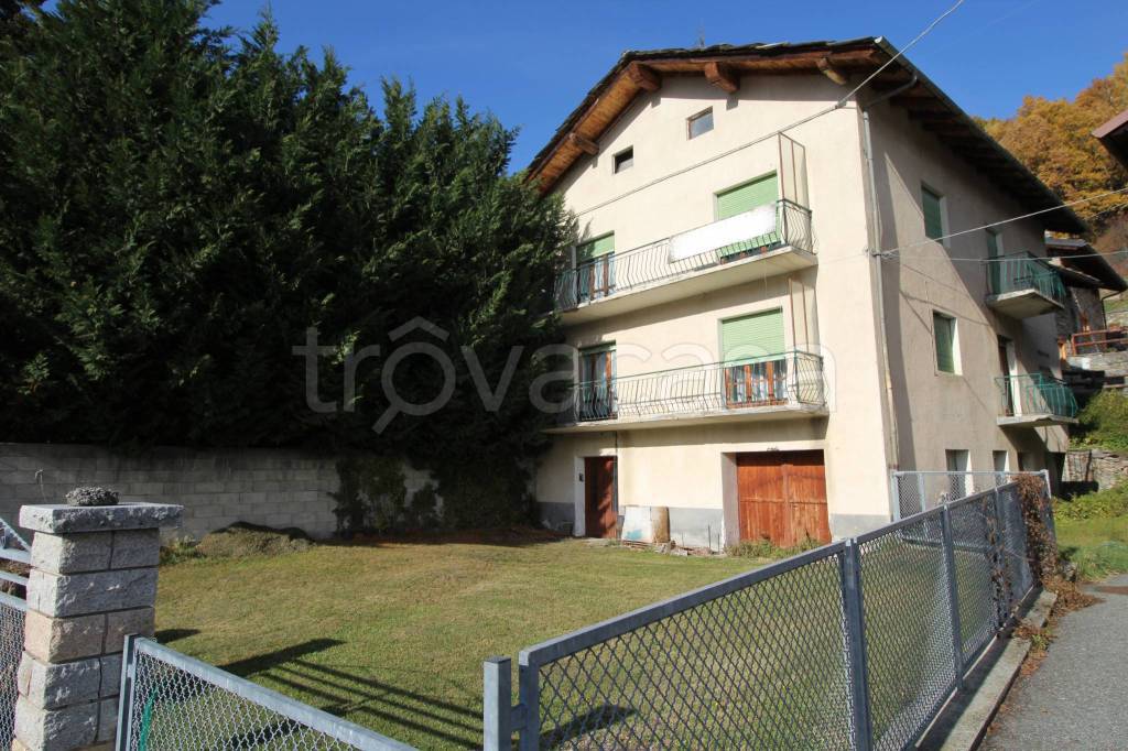 Casa Indipendente in vendita a Verrayes frazione Voisinal, 9