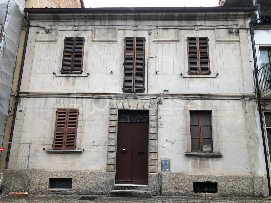 Appartamento in vendita a Comunanza viale Ascoli, 19
