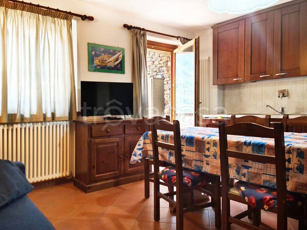 Appartamento in vendita a La Salle frazione Chez les Rosset