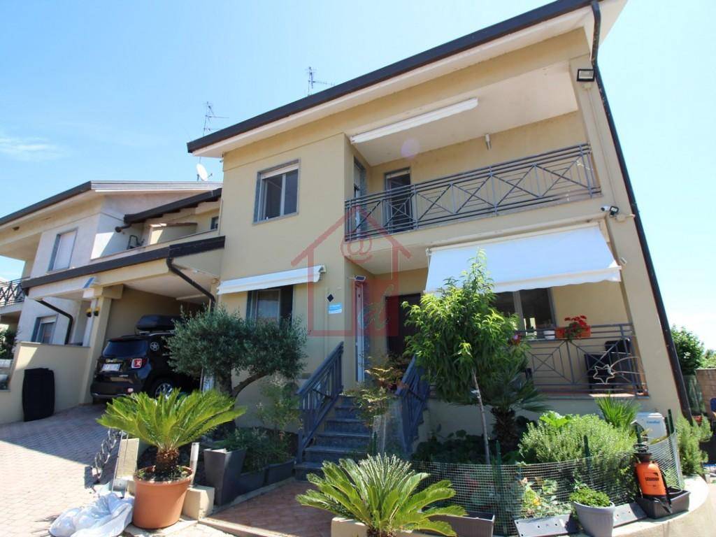 Villa in vendita a Caresanablot via roma, 22