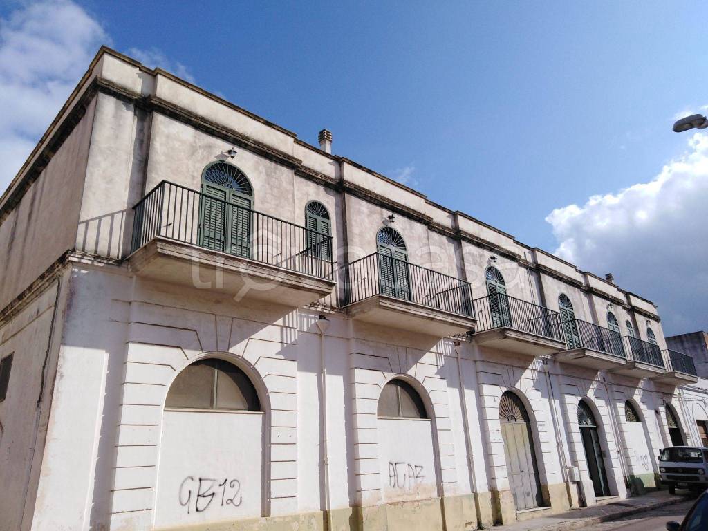 Casa Indipendente in in vendita da privato ad Alezio via Giuseppe Garibaldi, 27