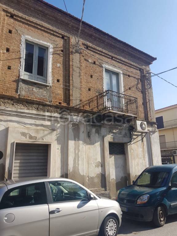 Appartamento in vendita a Marina di Gioiosa Ionica via Carlo Alberto, 14