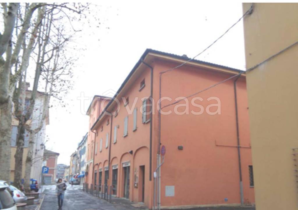 Ufficio in vendita a Castelfranco Emilia via Gaetano Morandi,3