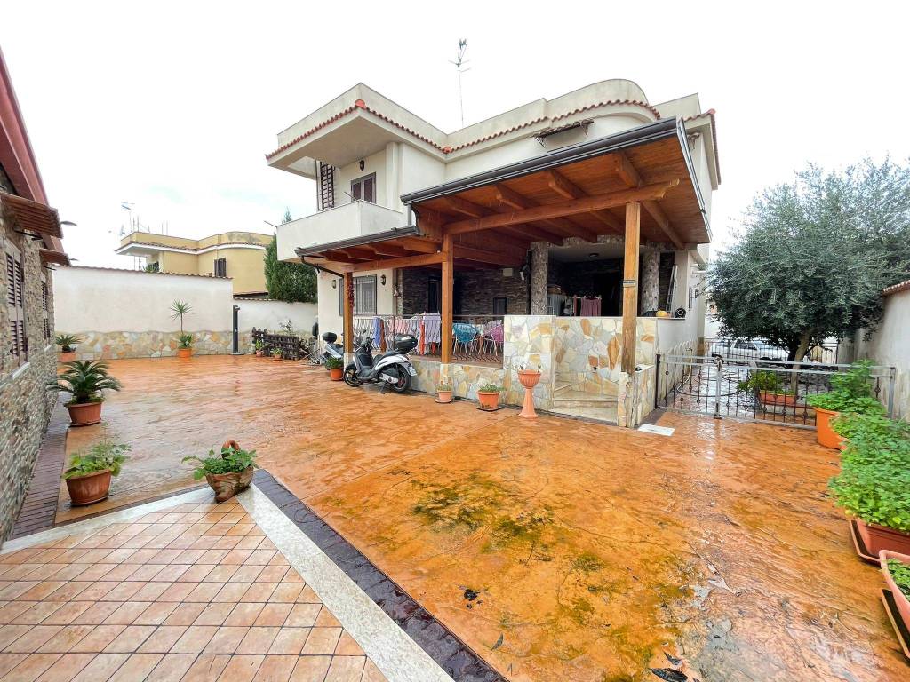 Villa in vendita a Giugliano in Campania via Vicinale Masseria Vecchia