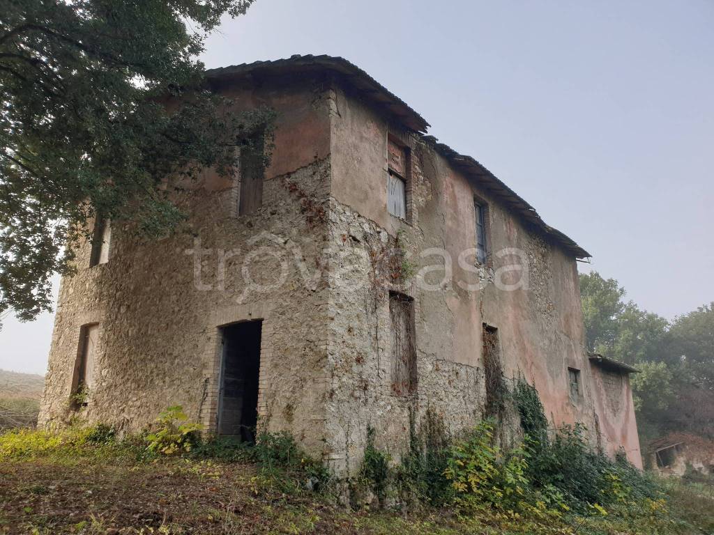 Casale in vendita a Lugnano in Teverina vocabolo galluzzo