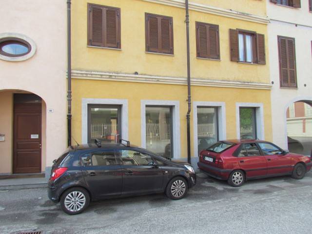 Negozio in affitto a Savigliano via Chianoc, 7