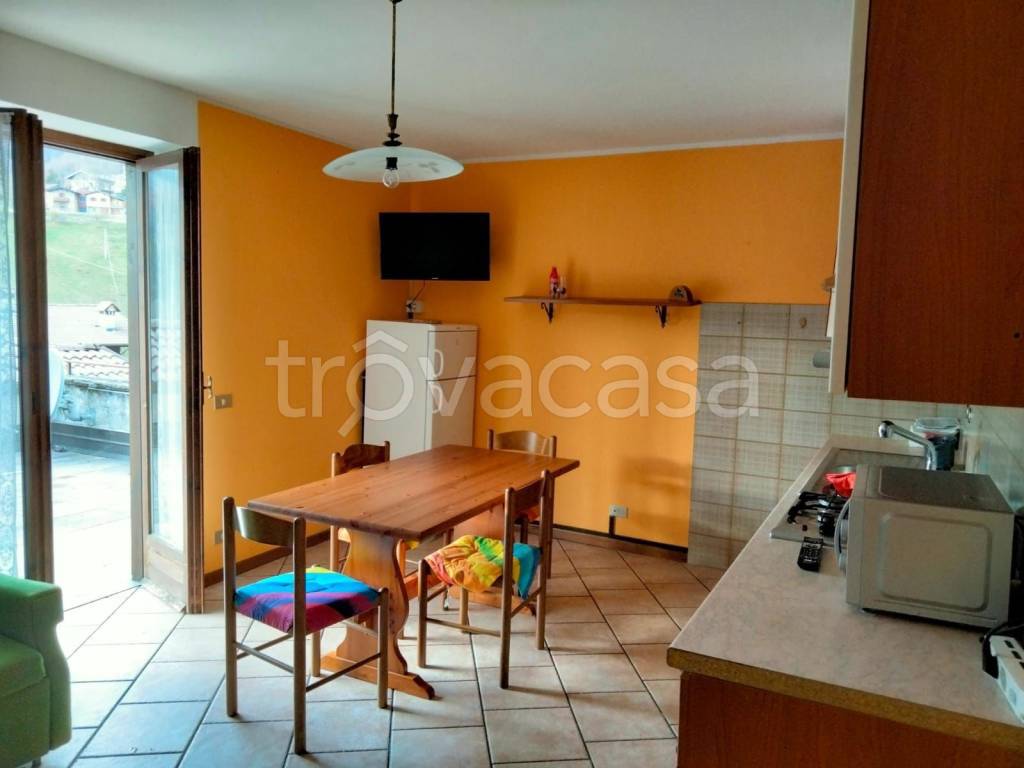 Appartamento in in vendita da privato a Serina via Divisione Tridentina, 25