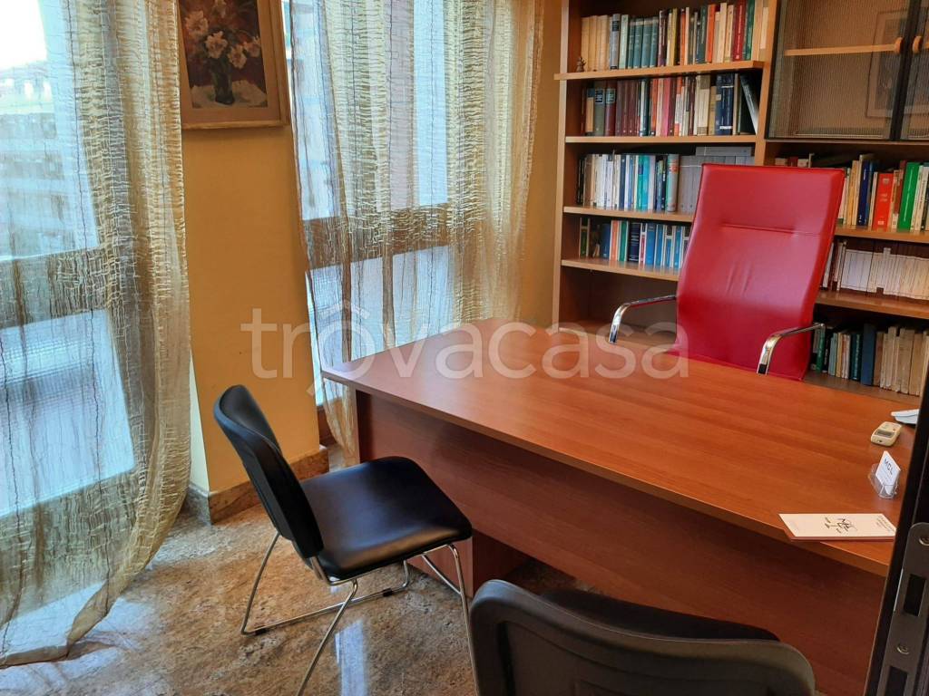 Ufficio in in affitto da privato a Roma via Ugo Ojetti, 16