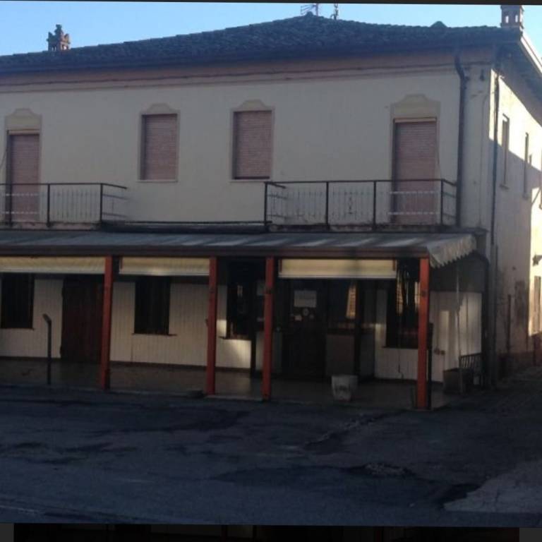 Casa Indipendente in in vendita da privato a Pozzolengo piazza Giacomo Matteotti, 1