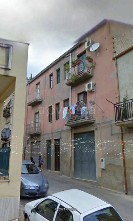 Casa Indipendente in vendita a Canicattì via Roberto Bonghi