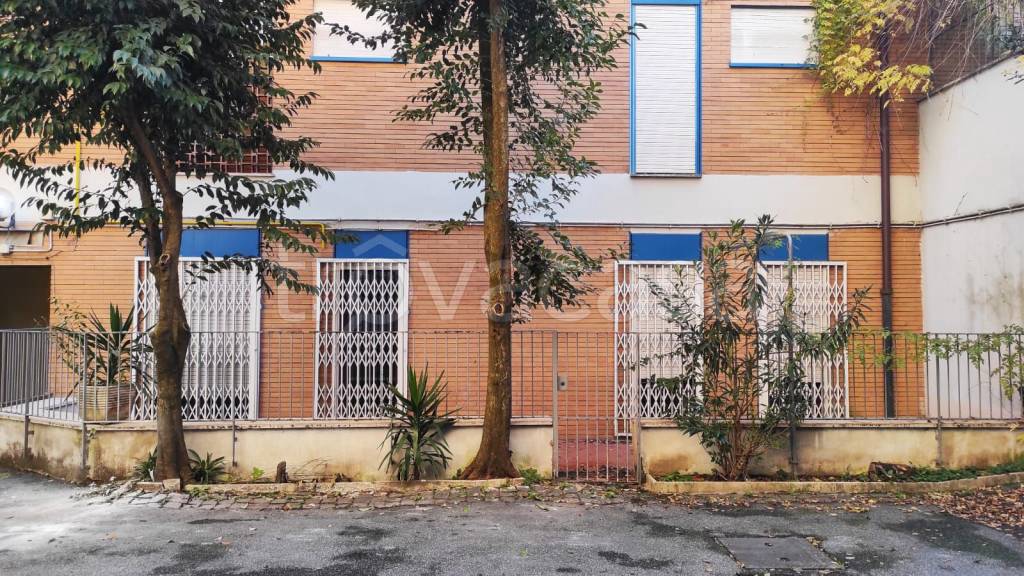 Appartamento in vendita a Roma via della Camilluccia, 197