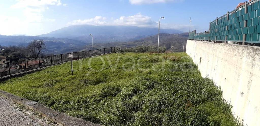 Terreno Residenziale in vendita a Petruro Irpino contrada Lago, 2