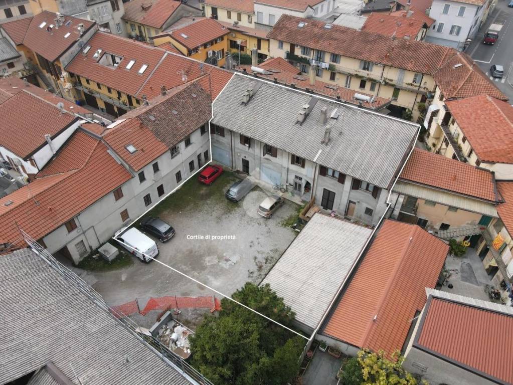 Casa Indipendente in vendita a Lissone piazza Camillo Benso di Cavour