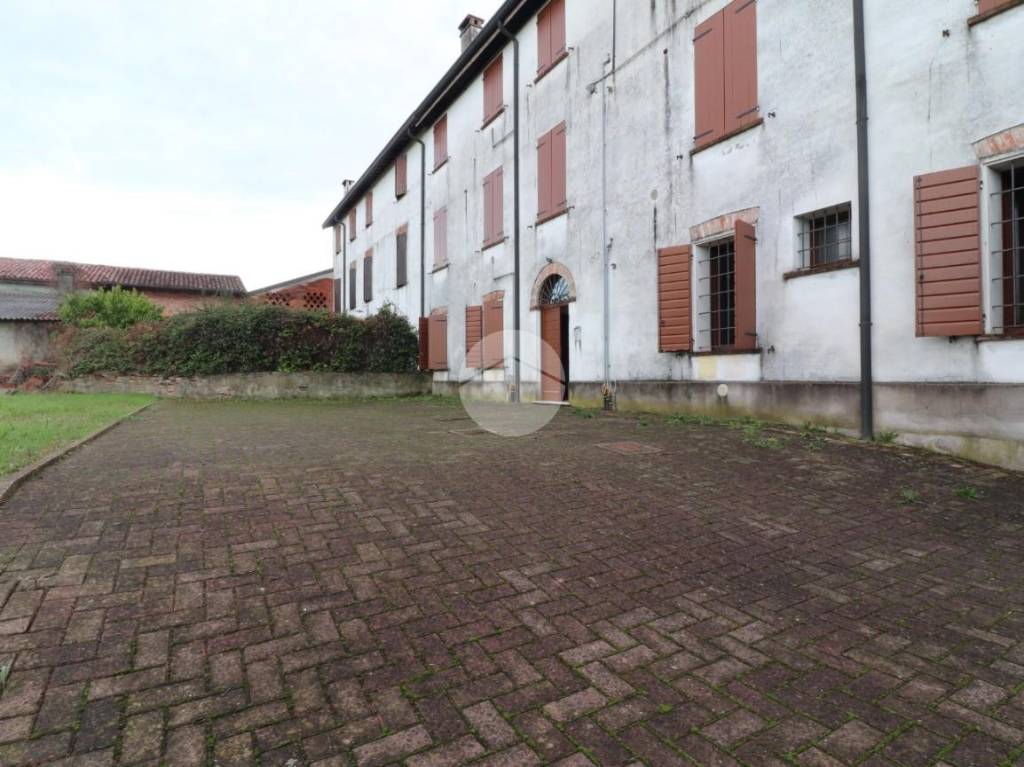 Appartamento in vendita a Castel d'Ario
