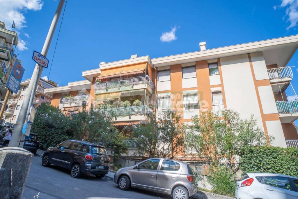 Appartamento in vendita a Rapallo salita Torre del Menegotto, 44