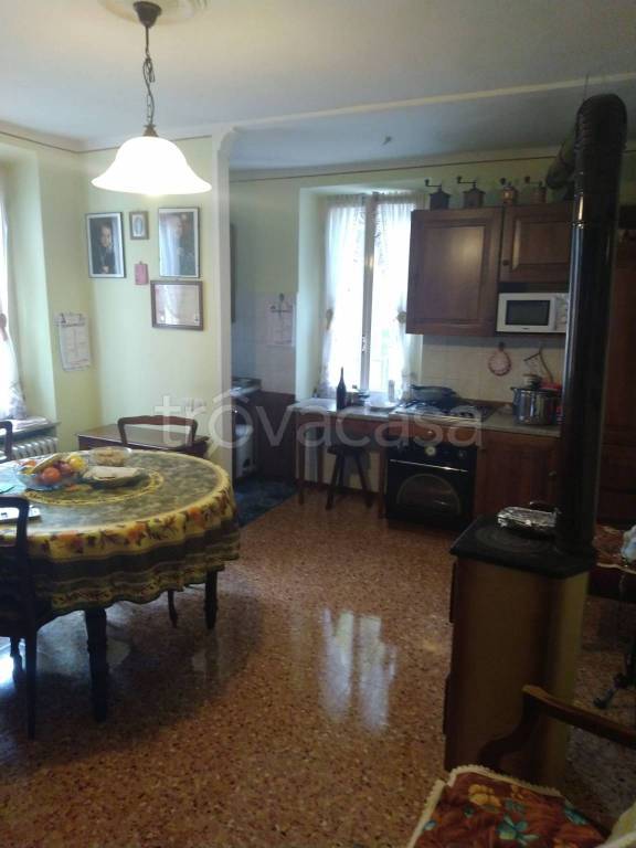 Appartamento in in vendita da privato a Traversetolo viale Giuseppe Verdi, 4