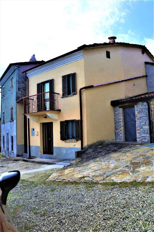 Appartamento in vendita a Romagnese località Castaiola, 36