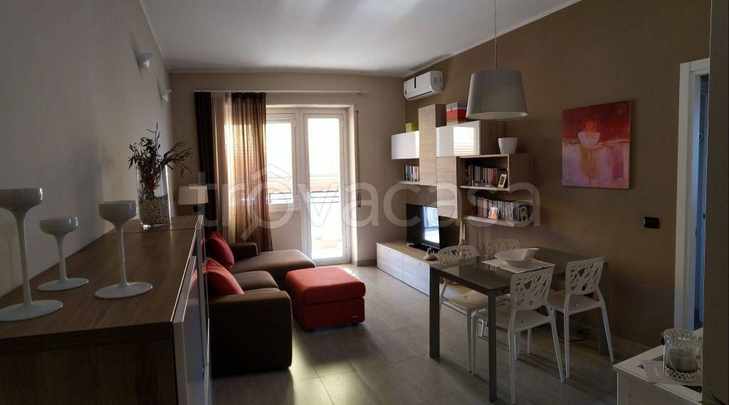 Appartamento in in affitto da privato a Monza via Monte Cervino, 3
