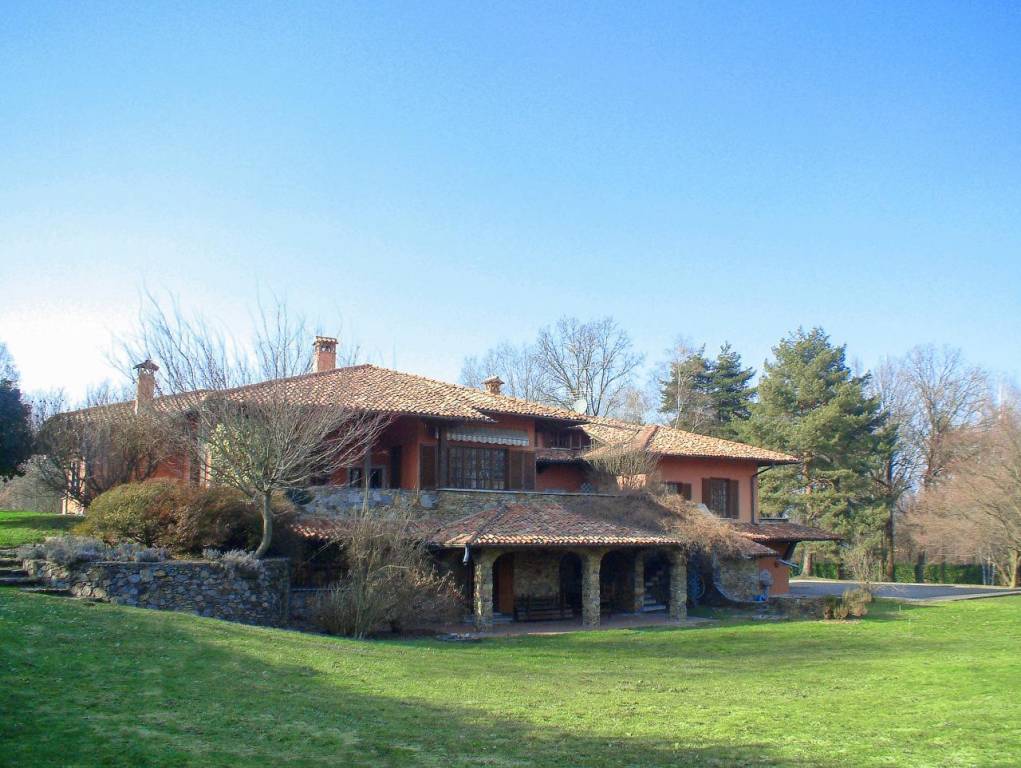 Villa in vendita a Olgiate Comasco via gerardo, 64