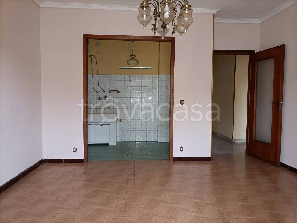 Appartamento in vendita a Borgo San Dalmazzo via Giovanni Lovera, 23