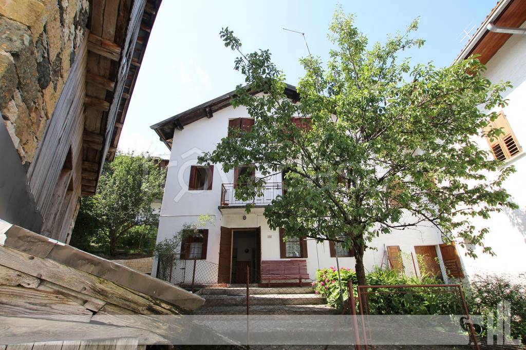 Casa Indipendente in vendita a La Valle Agordina località Cugnago