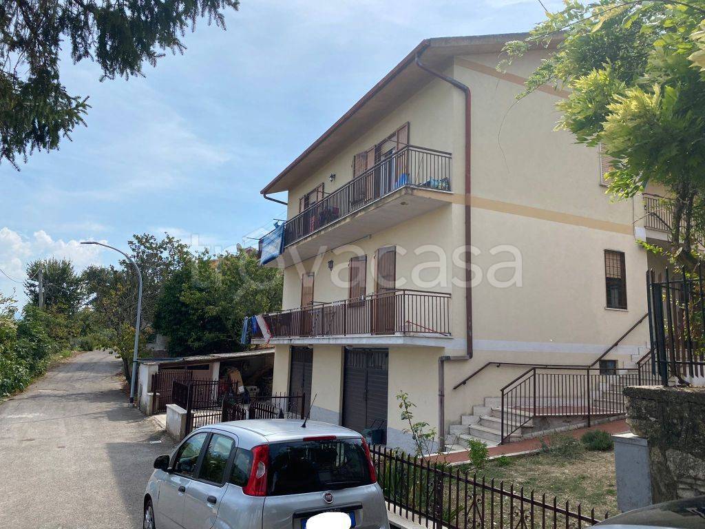 Appartamento in vendita a Castelnuovo di Farfa via San Donato