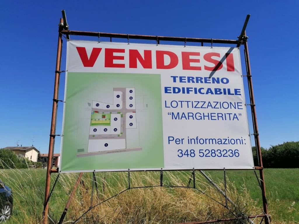 Terreno Residenziale in vendita a Brescello via Strada della Cisa