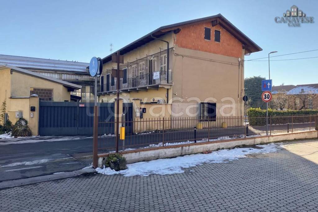 Appartamento in vendita a Rivarolo Canavese via Valle, 9