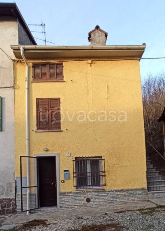 Casa Indipendente in vendita a Gavi località Lungarola