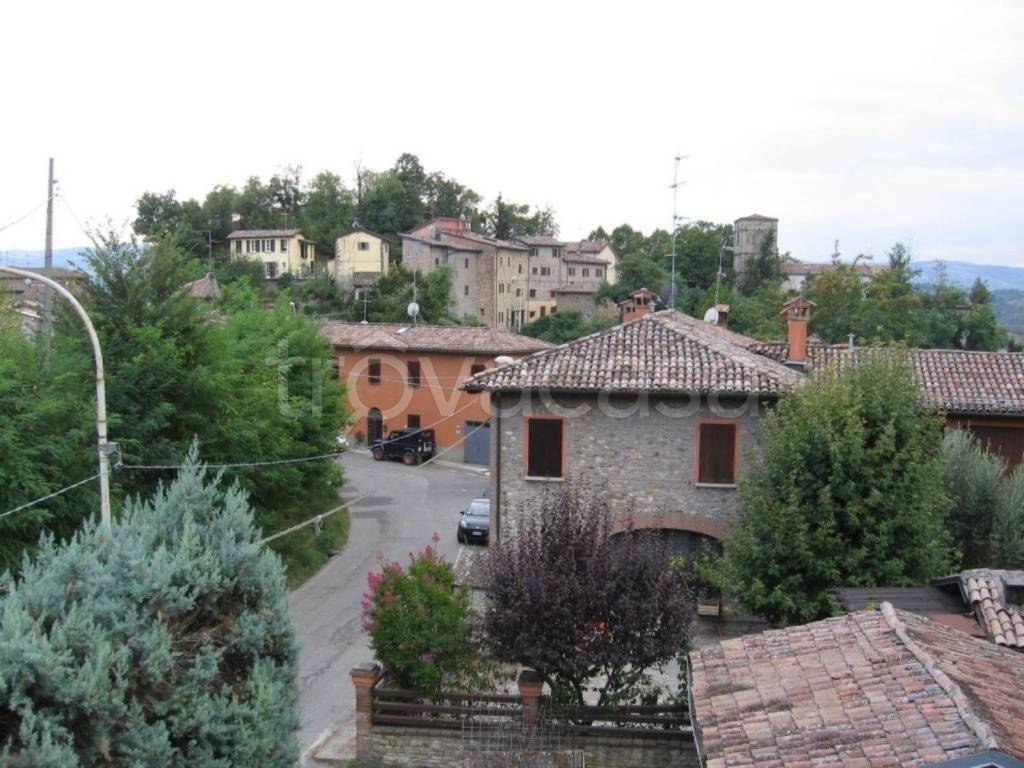 Villa in vendita a Valsamoggia via castello oliveto