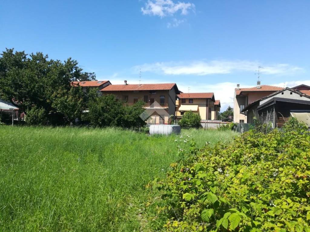Terreno Residenziale in vendita a Cardano al Campo via lazzaretto, 6