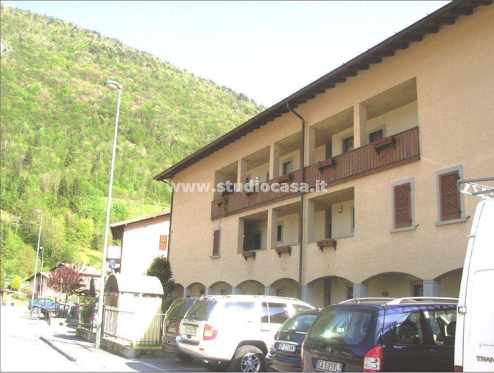 Appartamento in vendita a Villa d'Ogna