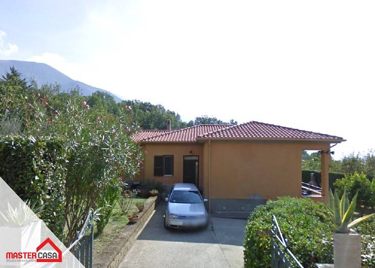 Villa in vendita a San Vincenzo Valle Roveto
