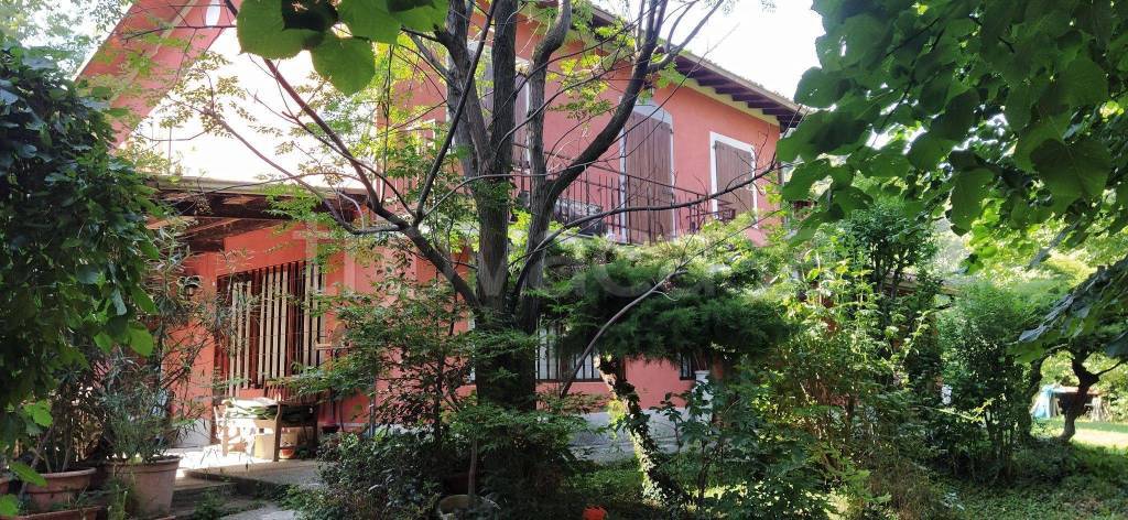 Villa in in vendita da privato a Corte Franca via Papa Giovanni xxiii, 20