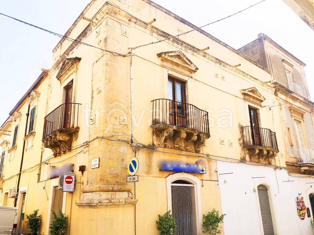 Appartamento in vendita ad Avola vico Vincenzo Gioberti, 5
