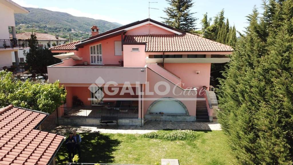 Villa in vendita a Marano Principato via Boschi