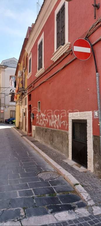 Magazzino in in affitto da privato a Foggia via Pietro Mascagni, 41
