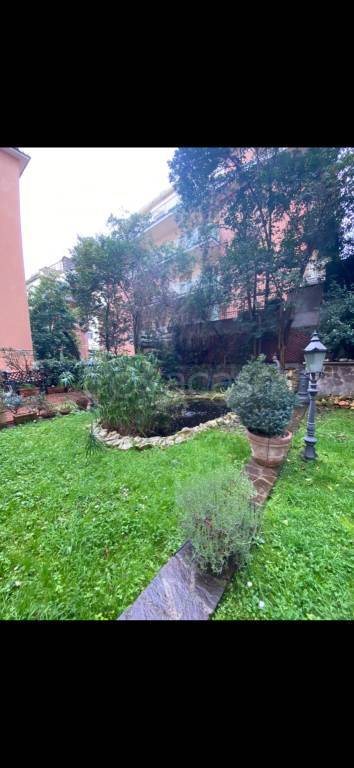 Appartamento in in vendita da privato a Roma via Casimiro Gennari