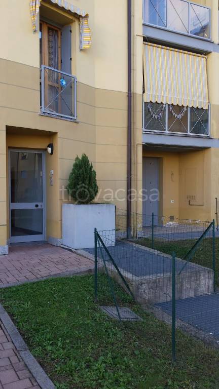 Appartamento in in vendita da privato a Venegono Superiore via Pasubio, 63