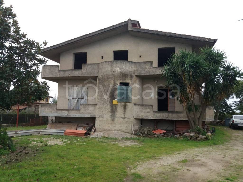 Villa Bifamiliare in in vendita da privato ad Altavilla Silentina contrada Scanno