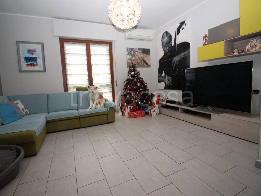 Appartamento in vendita a Quinto Vercellese via Giacomo Matteotti, 17
