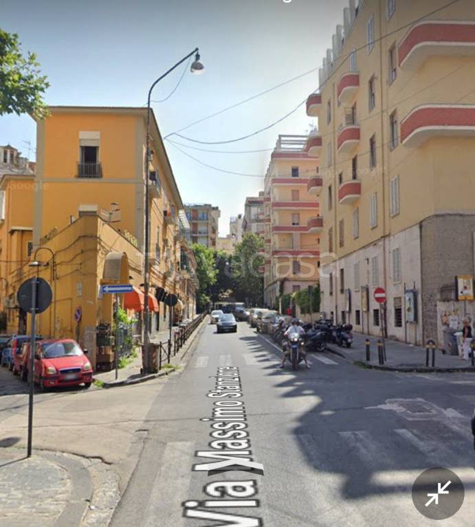 Bar/Tavola Calda in in vendita da privato a Napoli via Massimo Stanzione, 43