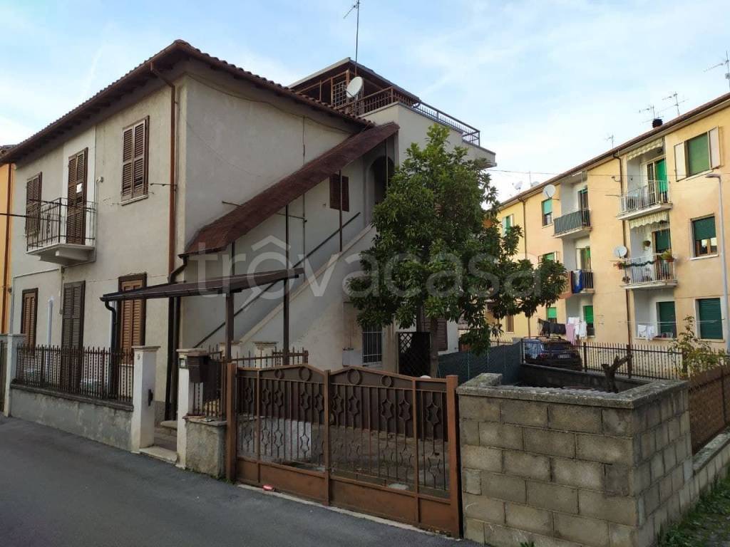 Casa Indipendente in in vendita da privato a Sulmona via Alcide De Gasperi