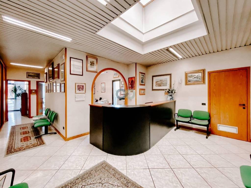 Ufficio in vendita a Desenzano del Garda viale Guglielmo Marconi