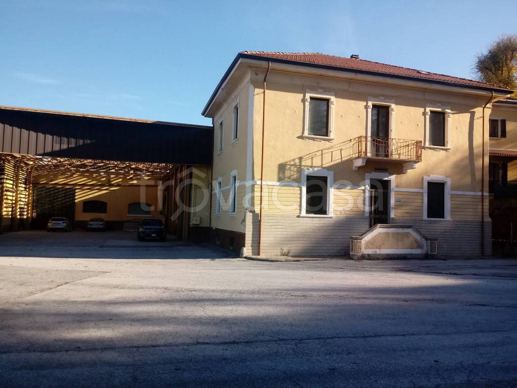 Capannone Industriale in vendita a Cuneo lungostura 24 Maggio