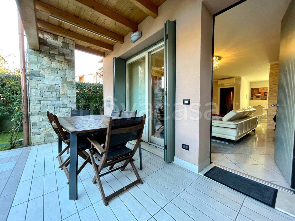 Villa a Schiera in vendita a Castiglione delle Stiviere via lazzaretto 24