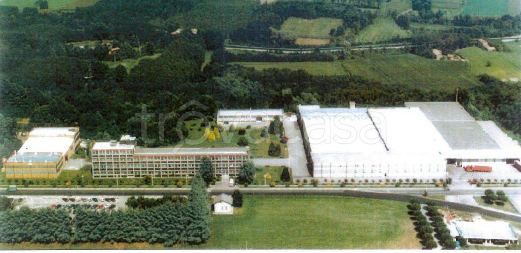 Capannone Industriale in vendita a Marano Ticino via Sempione