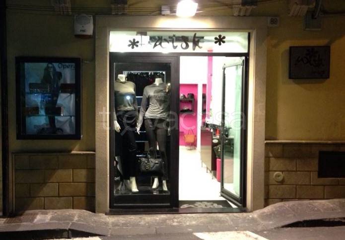 Abbigliamento in in vendita da privato a Militello in Val di Catania via Umberto I, 89