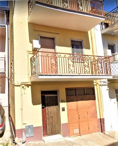 Casa Indipendente in in vendita da privato a Roggiano Gravina via Calvario, 84