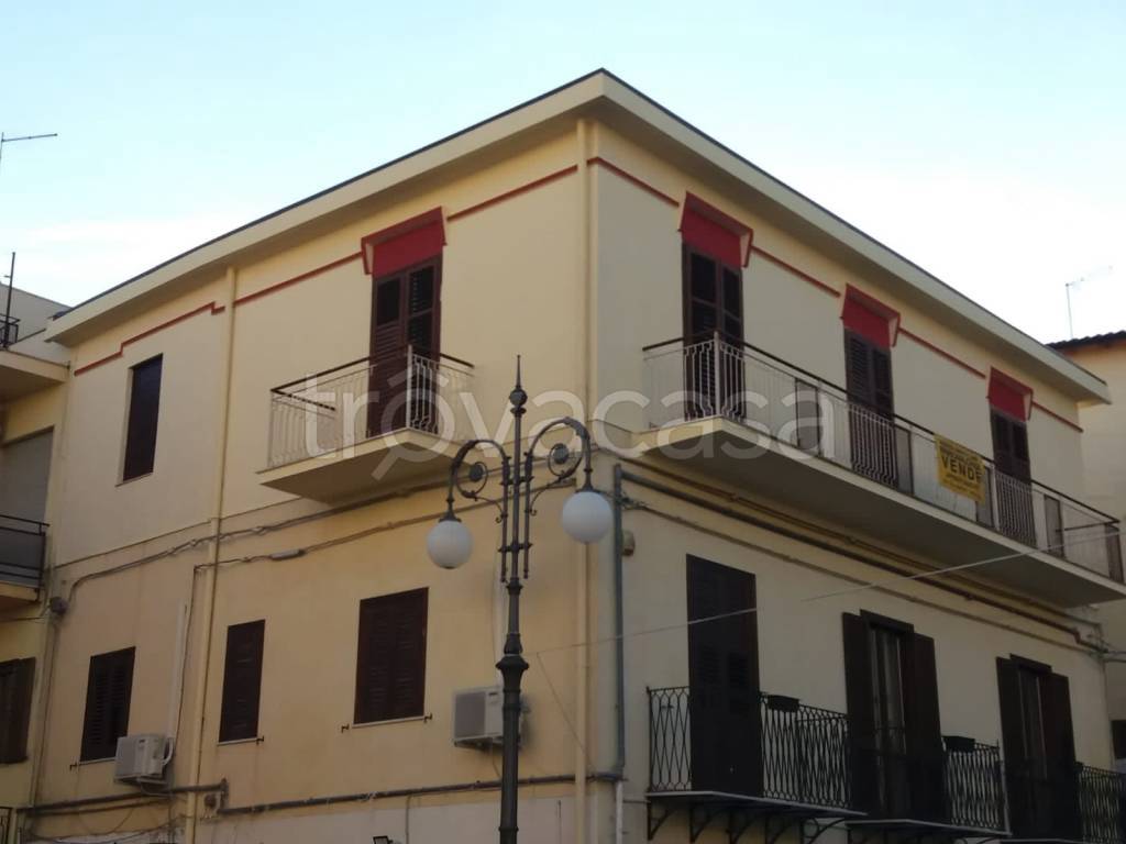 Appartamento in in vendita da privato a Casteltermini piazza Duomo